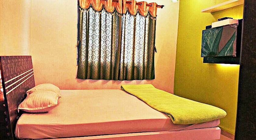 Hotel Talha Residency ナンデッド エクステリア 写真